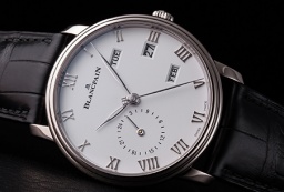 どんなシーンにも合わせられるブランパン 時計