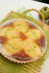 「洋梨のタルト・ブルダルー」お持ち帰り講座 - All About プロファイル