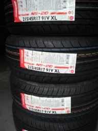 トヨタ　アルファード　激安タイヤ　アルファード　タイヤ販売