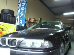 BMW 5シリーズ  BMWタイヤ激安 BMWタイヤ販売・和泉市・岸和田市・堺市