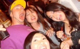 4/6 国際交流パーティー 渋谷 @ R Lounge * FREE 女子大学生 無料