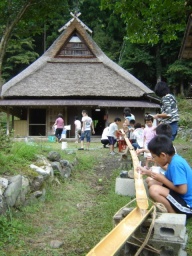 OISAKOキッズ農園の畑のお手入れをしよう！