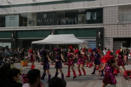 アリスガーデンパフォーマンス広場AH!