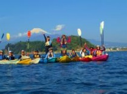 【平日 アウトドア　本格的シーカヤック体験♪in湘南】社会人サークルFE