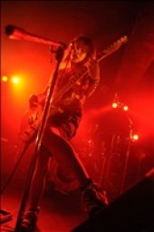 扇愛奈 「ハッキン・チューニン」リリース記念インストアライブ開催！