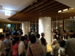 2017年11月23日(木)19:00～ ★ 明治神宮前【１人参加限定】パンケーキハウスでGaitomo国際交流パ...