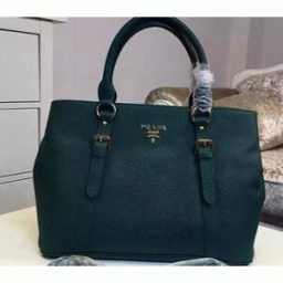 高級感あるプラダ　レザー　ブランド コピー　2WAYショルダーバッグ　 目を惹き　レディース　...