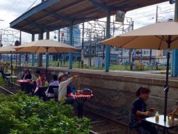 月に一度だけの小さなカフェ 「駅カフェ Bon marche」