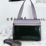 シンプルながらシックで落ち着いた印象のあるバッグ