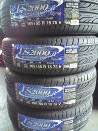 アウディ A4(B6/B7)　アウディ A4(B6/B7) アバント　AUDIタイヤ販売