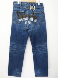 抜け感を足して新しいAPE コピーアイテム