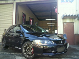 大阪・和泉市・ランエボ用パーツ取付け販売しています。