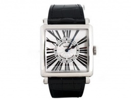 新しいトレンドの先駆者となる、フランクミュラー新たな“時”!