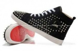 スエードのモデルルブタン 偽物 シューズ