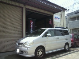 セレナ　タイヤ激安　セレナ　タイヤ交換激安　和歌山　岸和田市　泉大津市　和泉市　堺市