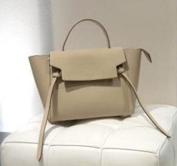 エレガンスな雰囲気のこのセリーヌ バッグ 激安