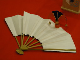 体験コーナー「いにしえの遊びを楽しもう」 新潟県立歴史博物館公式サイト