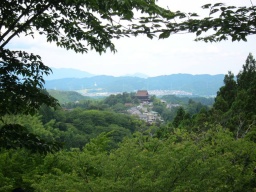 寺ヨガ　世界文化遺産「金峯山寺」
