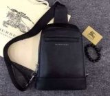 2016 プレゼントに BURBERRY バーバリー ショルダーバッグ 斜め掛けバッグ 8203_品質保証