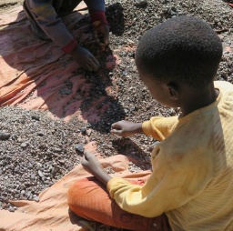 セミナー「消費と人権」～あなたのスマートフォン、「児童労働」につながっていませんか～