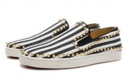 ルブタン コピー ブーツを使って可愛く快適に冬を楽しむ