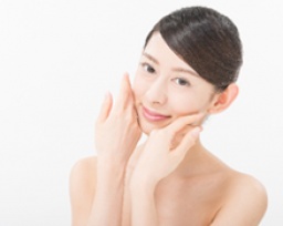 お顔のリンパケア