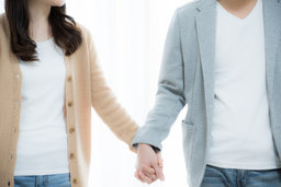 秘密婚活☆～ﾅｲｽﾐﾄﾞﾙ＆ﾐﾃﾞｨｰ～【男女50代･60代】　in愛媛県　松山