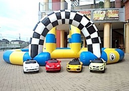 キッズカートであそぼう！ | ハウスクエア横浜