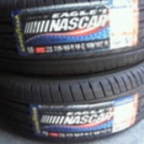 グッドイヤー　イーグル＃１　ナスカー販売