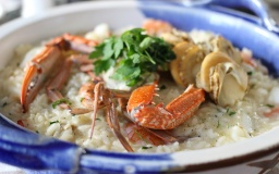 イタリア人の自宅で学べる料理教室：本場のシーフードリゾットとベネチアのランチ