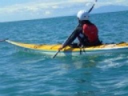 【週末アウトドアイベント　本格シーカヤック体験ツアーin湘南】社会人サークルFEAD