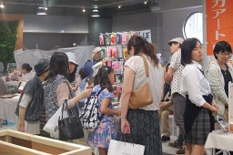 関内駅チカアート市6月3日