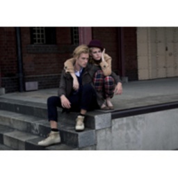 【ヒアーズアベニュー】HERE’S 売り尽くし SALE