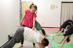 ストレッチで１年の疲れを取る！ 代謝ＵＰ、脂肪燃焼、コリ改善…効果は無限大