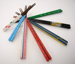 夏休み箸作り体験教室　世界にひとつだけ　オリジナルのマイ箸を作ろう！