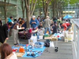 「NPOフェスタ」inさいたま新都心けやきひろば〜フリマ＆ふれあいコーナー〜