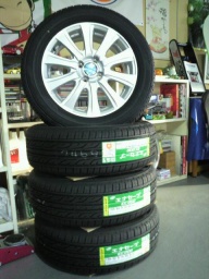 スタッドレスタイヤ販売　スタッドレスタイヤ＆アルミホイールSET格安販売和歌山　大阪　岸和田...