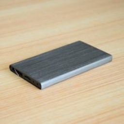 隠蔽性を高める隠しカメラ