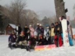 【日帰りナイタースキー・スノボ＆温泉バスツアー】社会人サークルFEAD