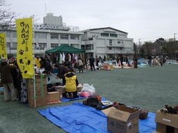 「喜多見フリーマーケット」の出店者を募集します！！