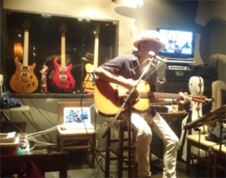 京阪2Days　その2・京都 加藤喜一　Solo　 歌とギターとブルースハープ@『遊心亭たじたじ』Vol.19