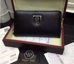 上品なルックスのフィリッププレイン コピーバッグ