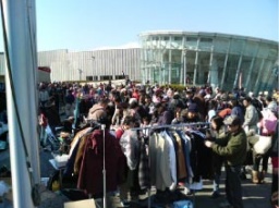 8/21(日)横浜国際プール　フリーマーケット開催！