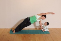 産後ピラティス＆ベビーマッサージ 