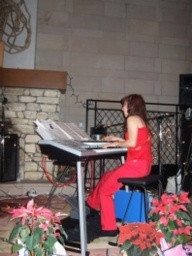 「エレクトーンで奏でるクリスマスソングとバルーンアート」