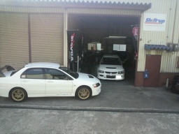 ランサーエボリューション用パーツ販売しています。ランエボ用パーツ販売大阪・和泉市