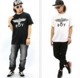 重宝する存在であるboy london コピートップス