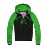 有名人に愛用できるアバクロ コピー パーカー