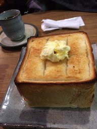 30代・40代　千葉フクロウカフェとジャンボトーストが名物の喫茶店巡り