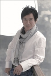 森進一 歌手生活45周年記念シングル 小室哲哉プロデュース「眠らないラブソング/道標」発売記...